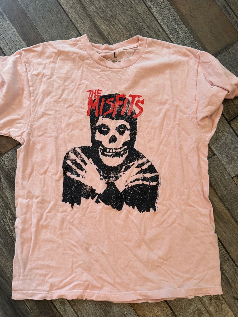 The Misfits Graphic Tee - Pink Menβs Band T-Shirt
